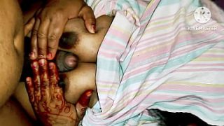 Ibu Desi India Bercinta Dengan Tetangga Muda Yang Keras