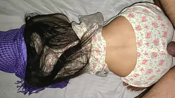 Ibu Tiri Punjabi Telanjang Di Depan Dhongi Baba Demi Anaknya – Cerita Panas Lengkap Dengan Audio Mesum Hindi