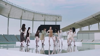 Twice – Hare Hare – Musik & Video Yang Menggoda