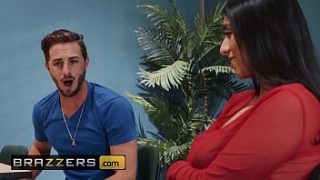 B. Punya Payudara – Myers, Lucas Frost – Trik Tas Ransel – Brazzers