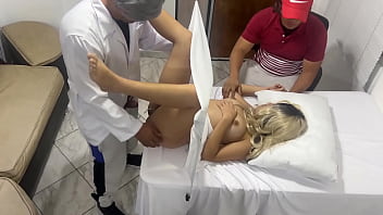Istriku Diperiksa Dokter Kandungan Tapi Aku Yakin Dia Digituin Di Sampingku Dan Istriku Suka Ntr Jav
