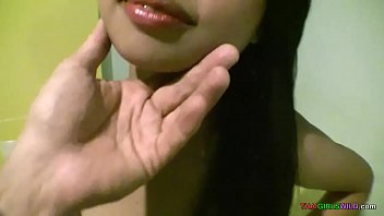 Gadis Muda Bertemu Dengan Kontol Bule