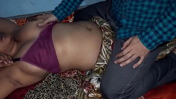 Malam Panas Istri India Berbagi Cinta
