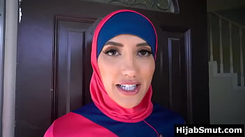 Istri Muslim Ngentot Tuan Tanah Demi Bayar Sewa