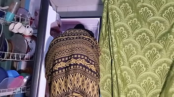 Kakak Iparku Sengaja Menggoda Biar Kita Bercinta
