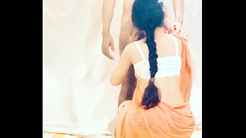 Desi Bhabhi Seksi Dengan Saree, Main Kasar Dengan Devar Untuk Seks Anal Yang Keras