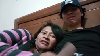 Dengan Ibu Mertuaku