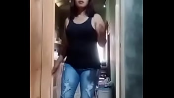 Perselingkuhan Panas Di Balik Pintu Dapur